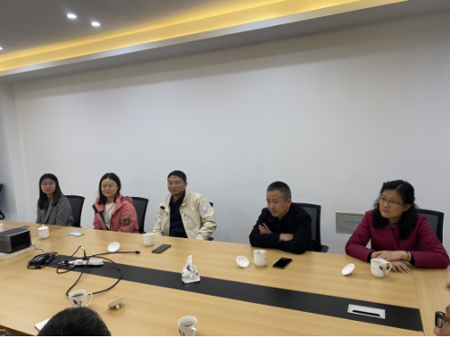 省衛生健康發展研究中心調研組來我公司考察調